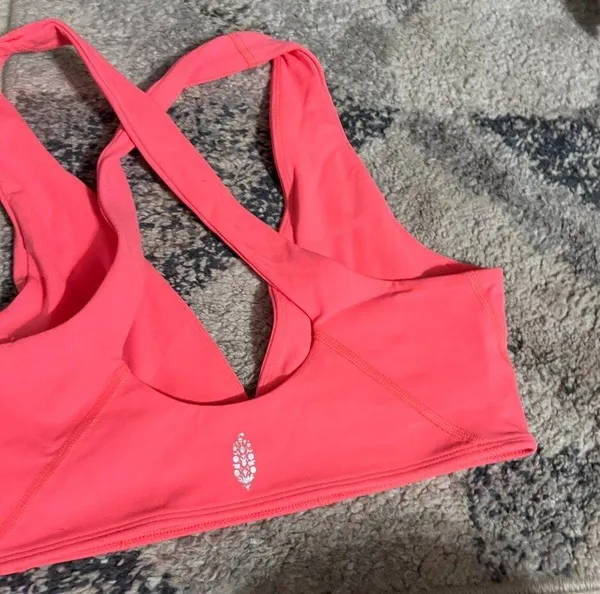 NWOT free people movement small pink sports bra - Image 5
