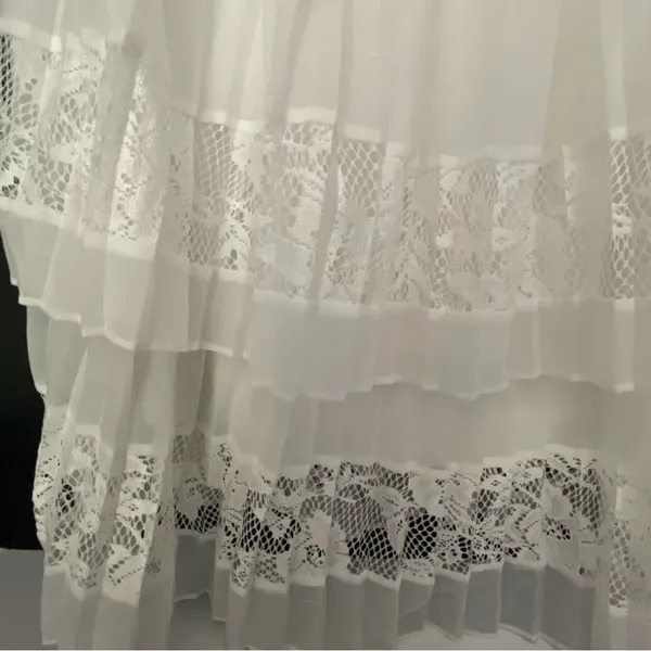 French Connection Women’s Dress Size 4. Lace. Pleated. Elegant. Light. XS - Image 2