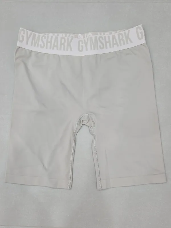 New Gymshark Woman's Light Gray Biker Shorts Size M - Image 3