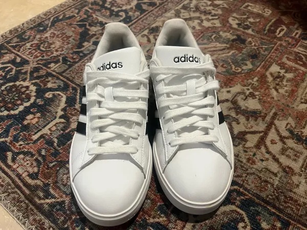 Adidas Sneakers White Black Women’s - Image 2