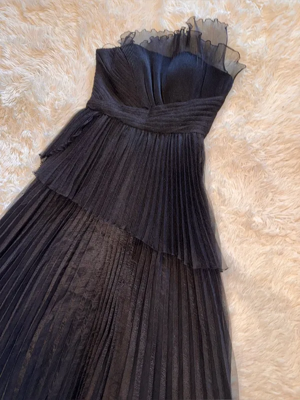 NEW Betsy & Adam Pleated Square Neck black Ball Gown Sz 4 - Image 7