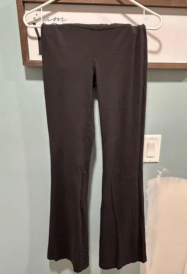 Lululemon Groove Super-High-Rise Flared Pant *Nulu in Black - Image 10