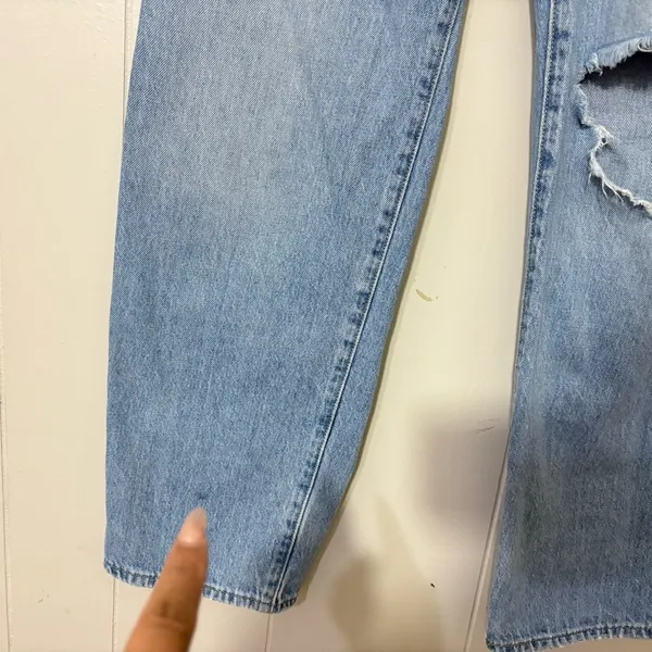 Levi’s ‘94 Baggy Jeans Women’s Size 27 High Rise Light Wash Distressed Straight - Image 6