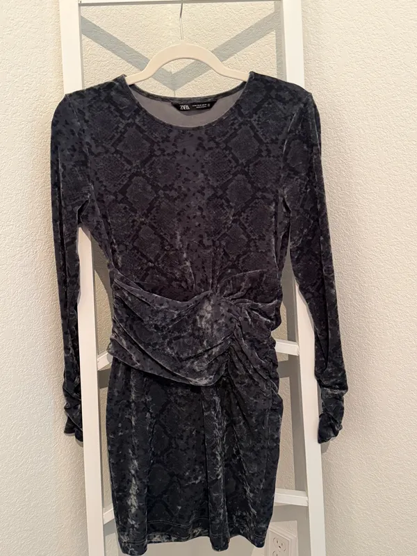 ZARA Crushed Velvet Mini Dress Medium - Image 4