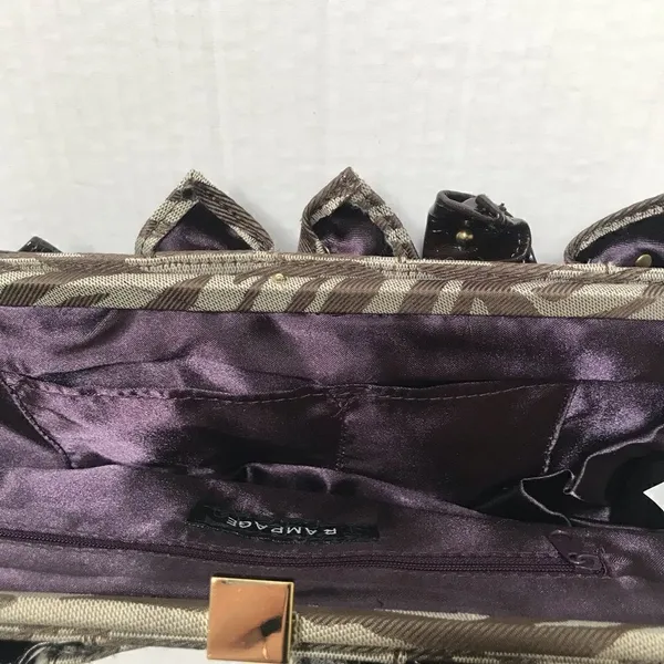 Vintage Y2K Rampage zebra striped clutch chain strap detail purse‎ - Image 6