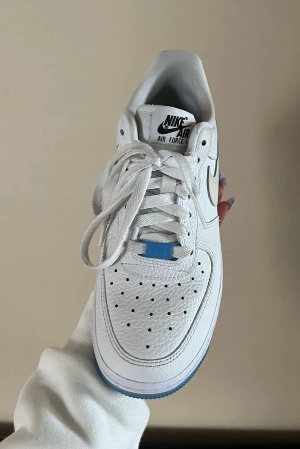 Air Force 1 - Image 2