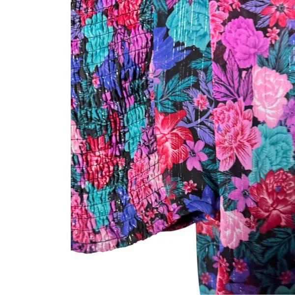 SO Floral Women's Long Sleeve Rusched Front Crop Blouse Sz L NWT - Image 9
