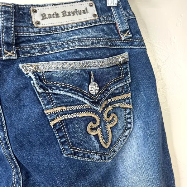 Rock Revival Buckle Gwen Embellished Y2K Rocker Low-Rise Capri Jeans Size 32 - Image 8