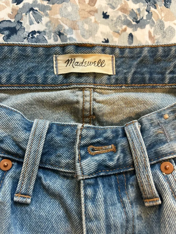 Madewell Relaxed Denim Shorts 25 Distressed - Image 3