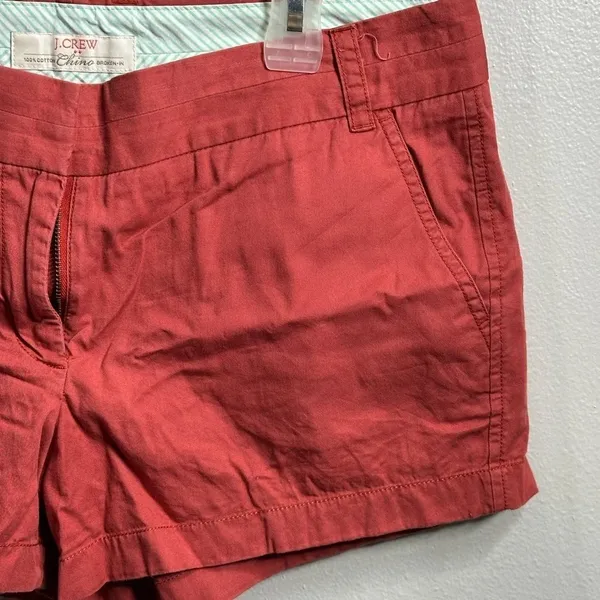 J.Crew Women Chino‎ Broke-in Red/Orange Shorts Size 8. - Image 3