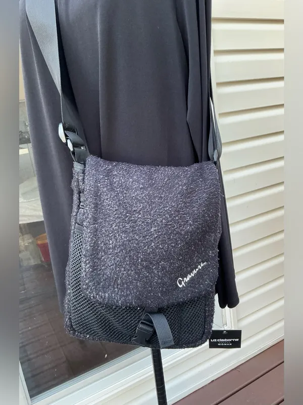 Comfy to wear Sherpa Messenger Crossbody - Image 2