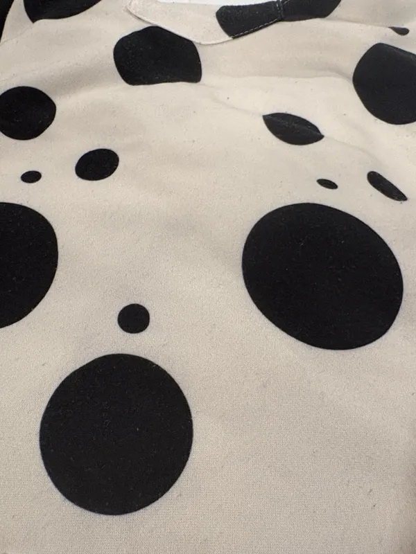 Oversized Cream Pullover with Black Polka Dots Size M - Image 4