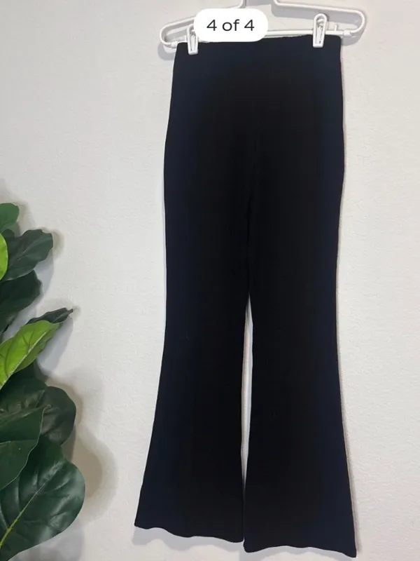 Halara size small black ribbed flare lounge pants Elastic waist - Image 4