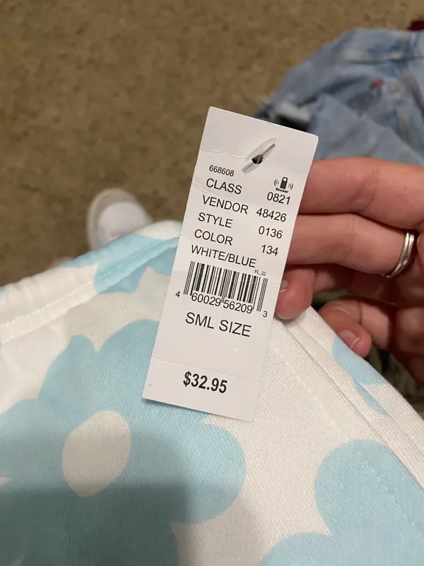 PacSun Sweat Shorts - Image 4