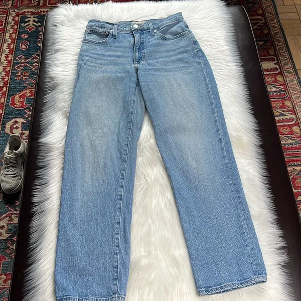 Madewell the Mid Rise Perfect Vintage Straight Jeans - Image 3