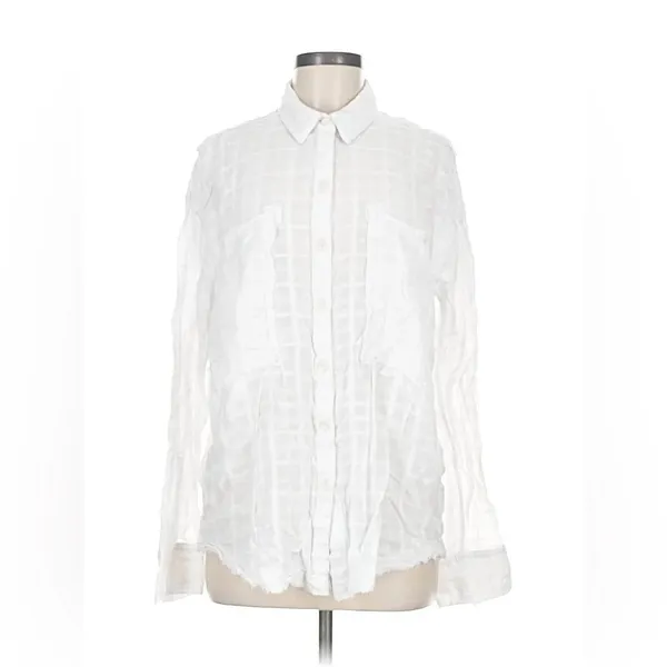Free People Loveland solid buttondown textured shirt in Lavender, size S overszd - Image 2