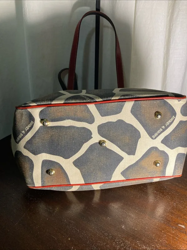 VNTG Dooney & Bourke giraffe Print Tote Bag with Red Leather Trim - Image 7