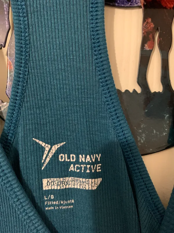 Old Navy Active Tank Top - Image 3