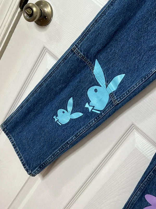 PacSun Playboy Los Angeles Graphic Jeans Womens 25 Y2K Straight Leg Denim Floral Bunny - Image 5