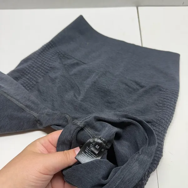 Alphalete Seamless Revival Biker Shorts 8" - Image 4