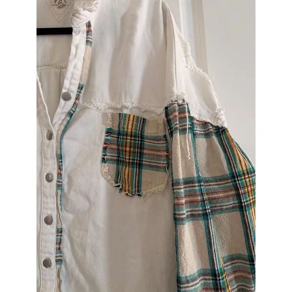 POL White Denim Shacket Plaid Contrast Distressed Raw Hem XL Oversized - Image 5