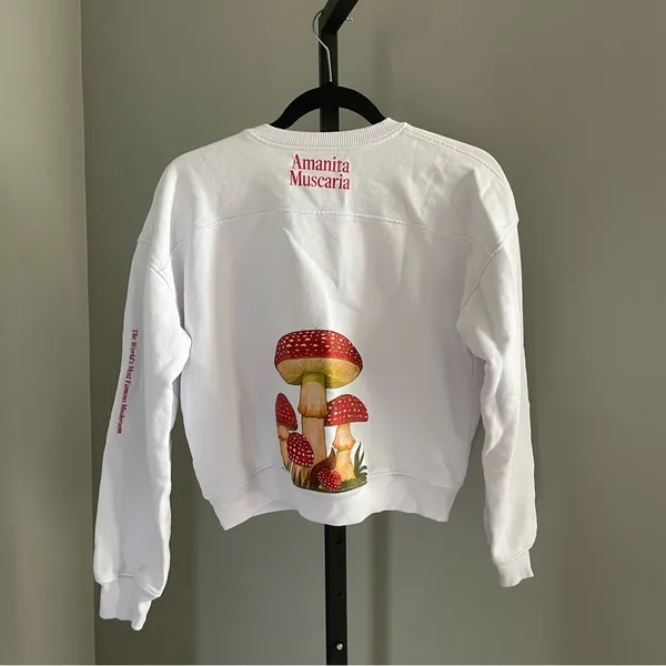 WeedGreen Amanita Muscaria Mushroom Printed Graphic Sweater Size Large - Image 2