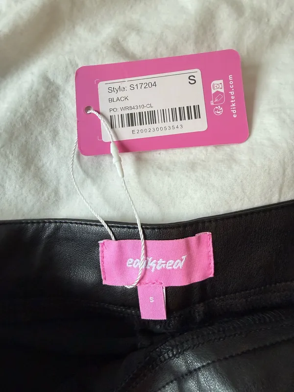 Edikted Black Leather Mini Skort - Image 5