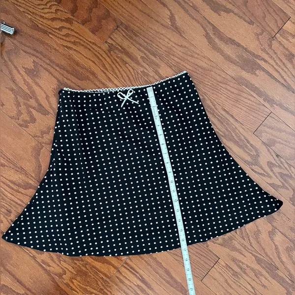 Black and White Satin Polka Dot Skirt - Image 6