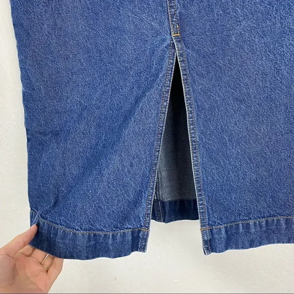 Levi’s Denim Jean Skirt w/ Front Slit - Image 3