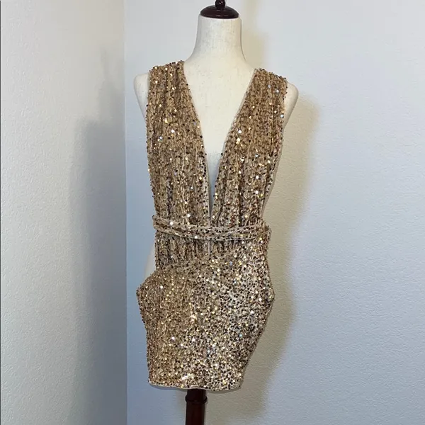 Knowles Gold Sequin Plunge Bodycon‎ Dress - Image 3