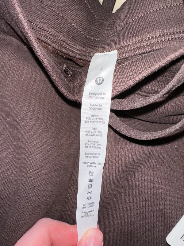 Lululemon Scuba Joggers - Image 4