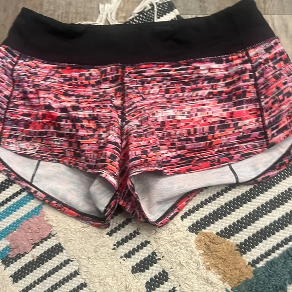 Lululemon speed short in size‎ 4 - Image 5