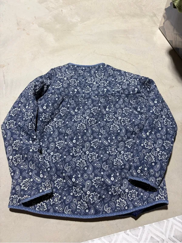 Easel Blue Paisley Quilted blue button Jacket large - Image 8