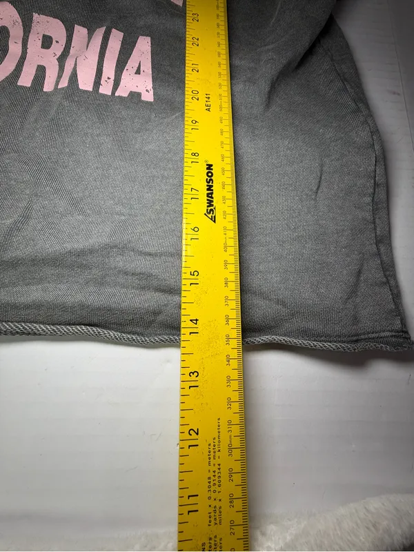 Zara Gray Graphic Tee with Pink Los Angeles Print - Image 5