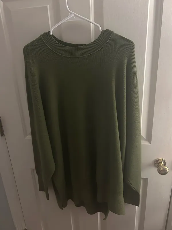 Abercrombie Sweater - Image 2