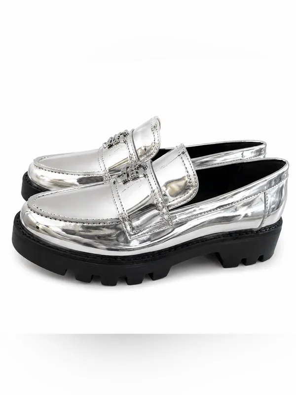 Tory Burch Mirror Metallic Silver Leather Lug Sole Loafers shoes 6 - Image 3