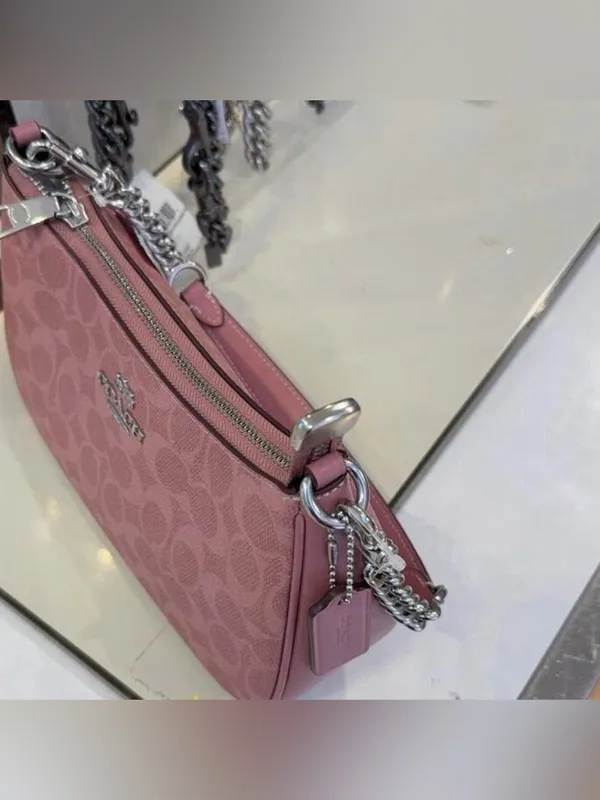 COACH - Teri shoulder bag Signature Canvas CV933 dusty Pink - Image 3
