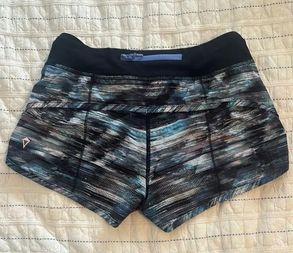 Ivivva Childrens Active Shorts - Image 2