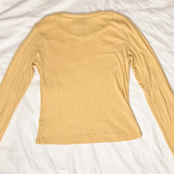American Eagle Light Mustard Ribbed Long Sleeve Shirt - Image 2