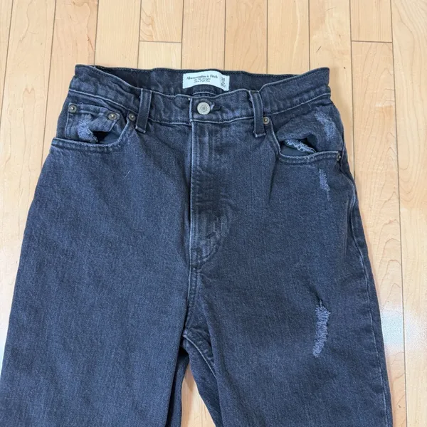 Abercrombie & Fitch 90s Straight Ultra High Rise Black Denim Distressed Jeans 26 - Image 3