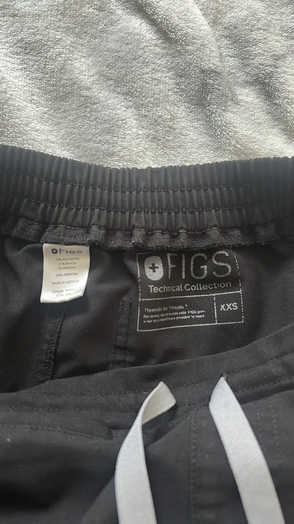 FIGS Scrub Pants  - Image 3