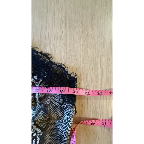 Revolve Leith Camisole Cami Top Animal Print Lace Spaguetti Strap Size L - Image 5
