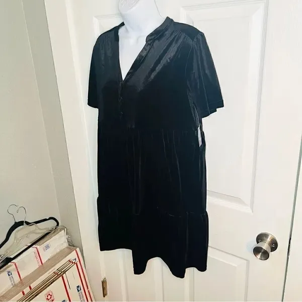 Modcloth Levels Of Levity Tiered Velvet Babydoll Dress Shift Black S NWT - Image 6
