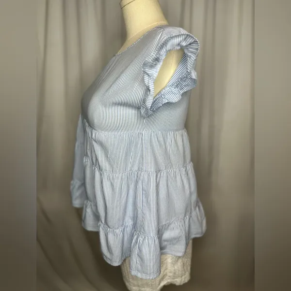 ANDREE BY UNIT Blue White Pinstripe Tiered Babydoll Top Size M (1122) - Image 4