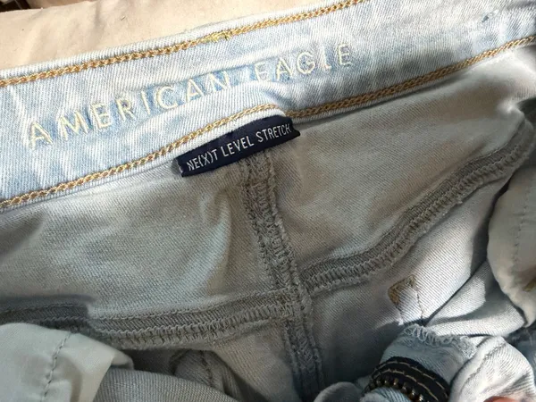 American Eagle Jean Shorts Stretch Next Level - Image 4