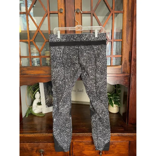 Lululemon Inspire Tight II Leggings Black White Speckle Mesh Panel‎ Size 10 - Image 3