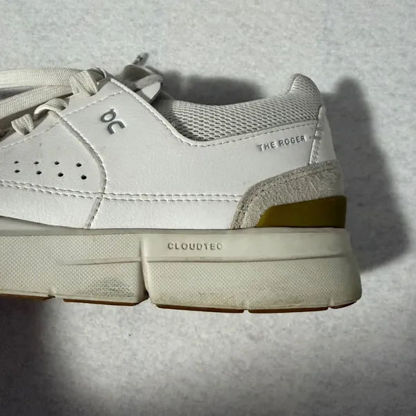 On Running The Roger Clubhouse White Grey Gold Women 9.5 Sneakers 48.99436 - Image 3