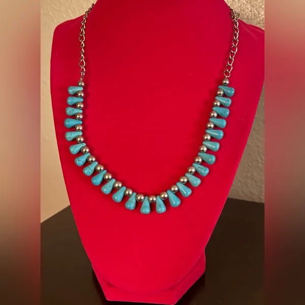 Vintage Turquoise Beaded Necklace | Silver Tone Statement | Southwestern Boho - Image 3