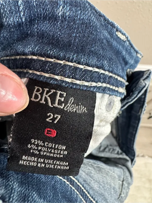 BKE Sabrina Shorts - Image 4