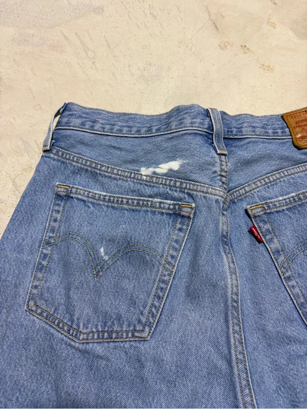 Levi’s premium denim 501 Classic Blue Denim Cutoff Shorts 29 - Image 7